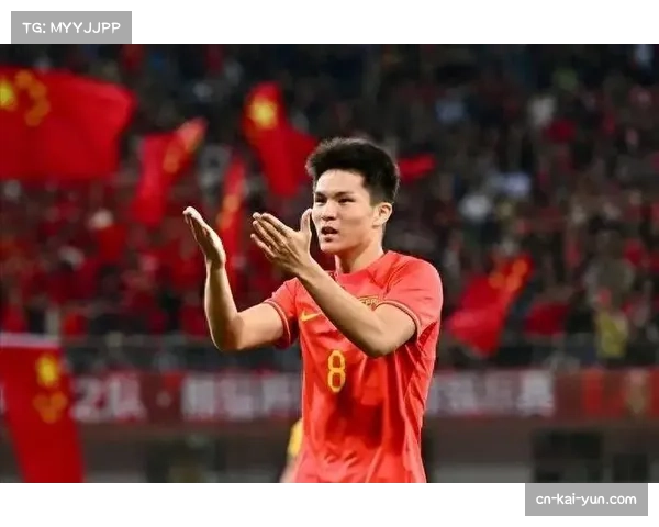 陈泽仕熊猫杯献助攻 脚后跟妙传展现进攻创造力